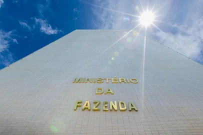 Ministério da Fazenda<!-- NICAID(15406345) -->