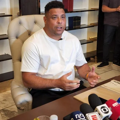 Ronaldo concede entrevista coletiva no Catar nesta segunda-feira (12). Foto: Rodrigo Oliveira / Agência RBS<!-- NICAID(15292717) -->