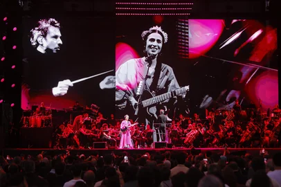 LEO AVERSA / Divulgação Espetáculo Phonica, de Marisa Monte. Maestro André Bachur.Fotos da estreia no Parque Ecológico da Pampulha, em Belo Horizonte<!-- NICAID(16160191) -->