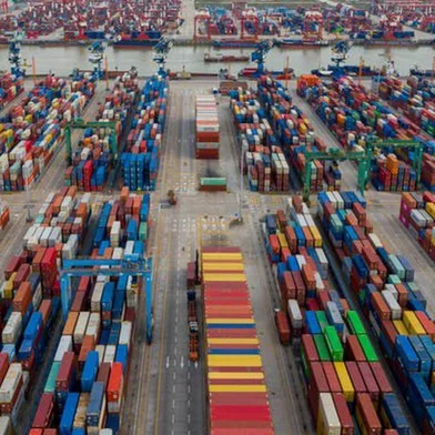 Porto de Xangai, na China<!-- NICAID(15317534) -->