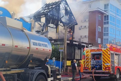 Incêndio em Gramado<!-- NICAID(16026340) -->