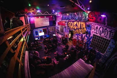 Rolê Gamer no Polenta Comedy Club<!-- NICAID(15926902) -->