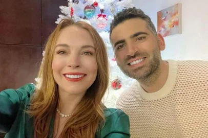 Lindsay Lohan anuncia primeira gravidez: "Abençoados". Na foto, Lindsay com o marido Bader Shammas<!-- NICAID(15374984) -->