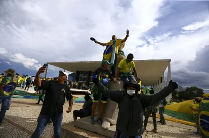 8 de janeiro , brasília , stf<!-- NICAID(15643982) -->