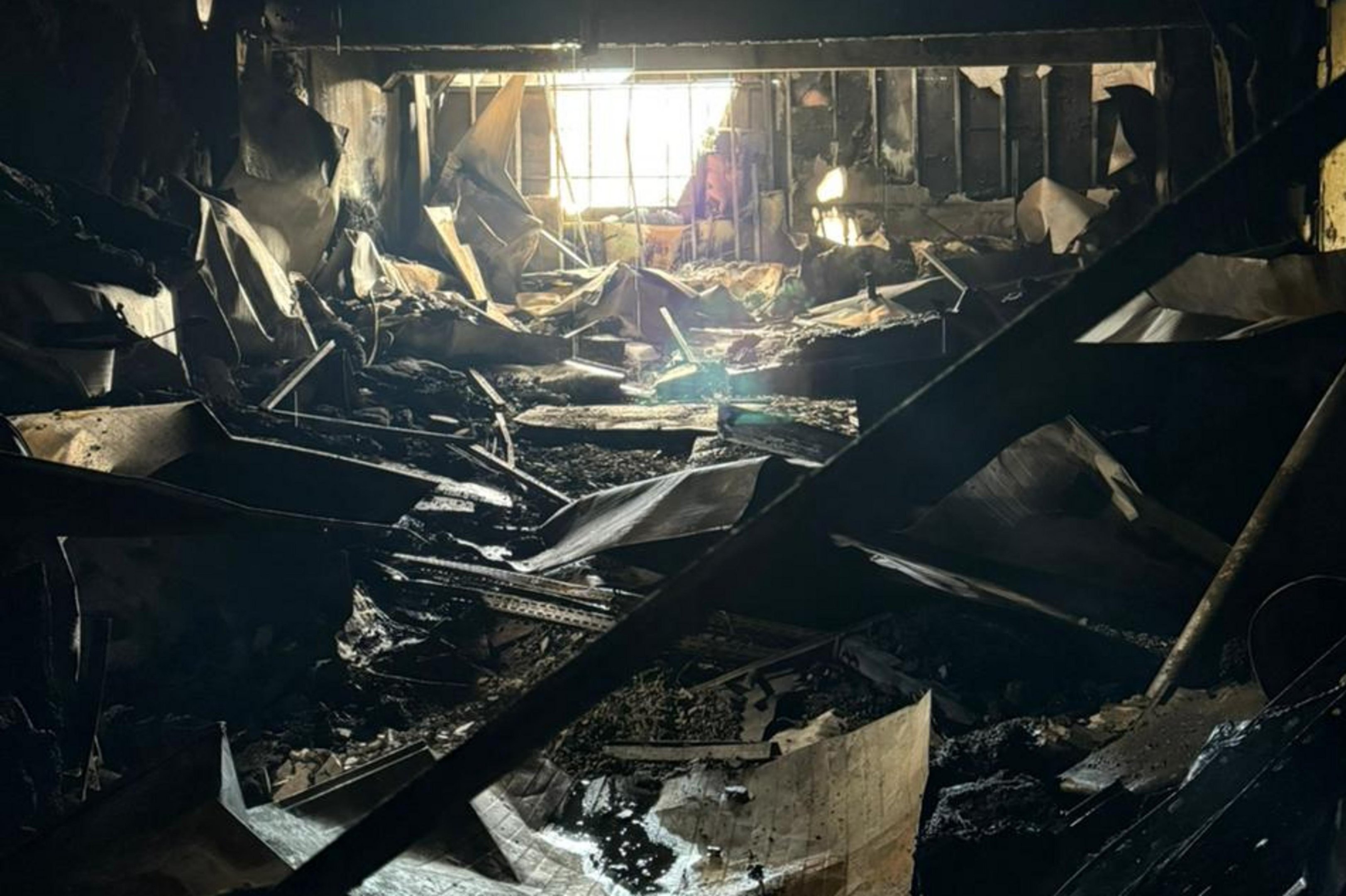 Pol&iacute;cia indicia tr&ecirc;s por inc&ecirc;ndio em parque tem&aacute;tico de Gramado; investiga&ccedil;&atilde;o aponta que equipamento foi furtado ap&oacute;s fogo