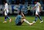 Bola parada do Grêmio vira dor de cabeça para Mano Menezes