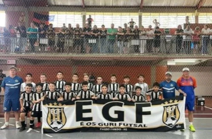 Divulgação É os Guri Futsal - EGF