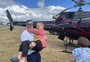 Resgatada por voluntários na enchente de maio, idosa de 93 anos volta a sobrevoar Bento Gonçalves em passeio de helicóptero