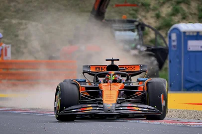 McLarens Australian driver Oscar Piastri steers his car during the first practice session ahead of the Formula One Hungarian Grand Prix at the Hungaroring circuit at Mogyorod village, east from the capital Budapest, on August 1, 2025. (Photo by Ferenc ISZA / AFP)<!-- NICAID(16092647) -->