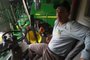Marcelo Duarte é operador de colheitadeira em propriedade no município de Palmares do Sul<!-- NICAID(15007557) -->