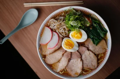 PORTO ALEGRE, RS - 14/07/2021 - Pauta dos destemperados sobre comidas japonesas. FOTO: Lauro Alves / Agência RBS.<!-- NICAID(14834099) -->