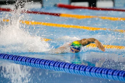 Caxias do Sul, RS, Brasil, 04/05/2022: Brasileiro conquista medalha na natação na Surdolimpíada 2022. Foto: Anselmo Cunha/Agência RBS<!-- NICAID(15087082) -->