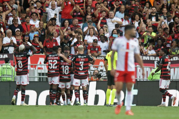 MAX PEIXOTO / DIA ESPORTIVO/ESTADÃO CONTEÚDO