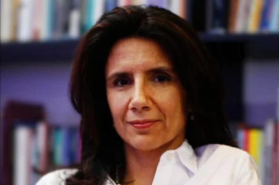 Ana Toni<!-- NICAID(15476792) -->