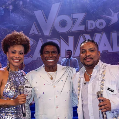 Jéssica Martin, Neguinho da Beija-Flor e Nino<!-- NICAID(16058120) -->