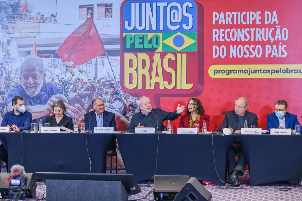 Diretrizes do programa de governo abrandam discurso de Lula GZH