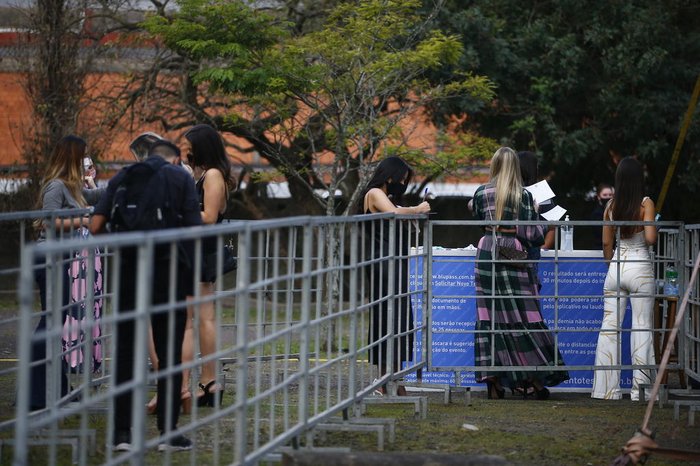 Com capacidade para 2.390 pessoas, a Casa NTX recebeu 556 para a realização do evento. Os testes para covid-19 foram realizados em tendas na área externa