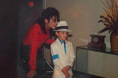 Michael Jackson: Leaving Neverland<!-- NICAID(13982040) -->