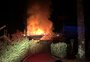 Bombeiros combatem incêndio em condomínio de Gramado; 500 m² da estrutura foram destruídos