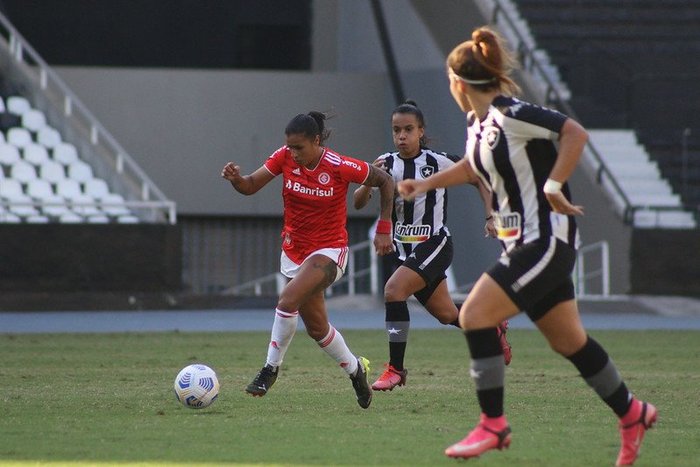 Corinthians x Cruzeiro: onde assistir ao jogo do Brasileirão Feminino