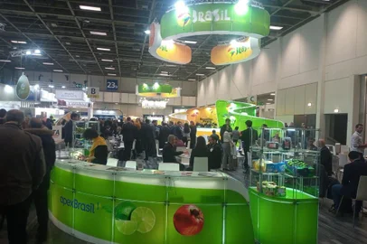 Brasileiros buscam soluções econômicas e sustentáveis na maior feira global de fruticultura<!-- NICAID(15343218) -->