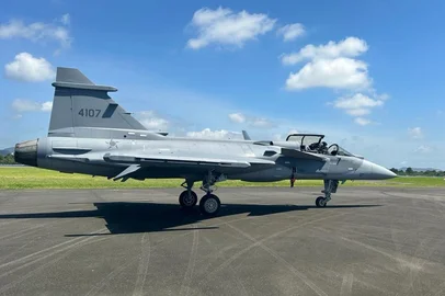 caça F-39 Gripen <!-- NICAID(15672134) -->