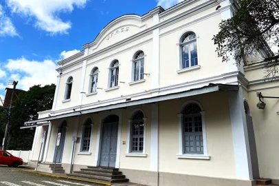 Prédio da Estação Férrea, em Caxias, exibe resultado após melhorias<!-- NICAID(15728956) -->