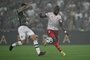 Fluminense's defender Nino (L) and Internacional's Ecuadorian forward Enner Valencia fight for the ball during the all-Brazilian Copa Libertadores semifinals first leg football match between Fluminense and Internacional, at the Maracana stadium, in Rio de Janeiro, Brazil on September 27, 2023. (Photo by MAURO PIMENTEL / AFP)Editoria: SPOLocal: Rio de JaneiroIndexador: MAURO PIMENTELSecao: soccerFonte: AFPFotógrafo: STF<!-- NICAID(15553216) -->