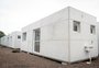 Governo do RS faz nesta sexta nova entrega de moradias provisórias para pessoas que perderam casas na enchente