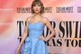 US singer Taylor Swift arrives for the "Taylor Swift: The Eras Tour" concert movie world premiere at AMC The Grove in Los Angeles, California on October 11, 2023. (Photo by VALERIE MACON / AFP)Editoria: ACELocal: Los AngelesIndexador: VALERIE MACONSecao: musicFonte: AFPFotógrafo: STF<!-- NICAID(15595324) -->