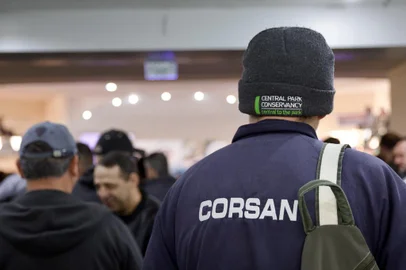 Os trabalhadores da Companhia Riograndense de Saneamento (Corsan) decidem amanhã se aceitam a proposta de acordo coletivo que confere à categoria uma série de garantias no processo de privatização da estatal. Vamos fazer imagens ambientais e de detalhes da votação/Crédito: Jefferson Botega/Agência RBSIndexador: Jefferson Botega<!-- NICAID(15461090) -->
