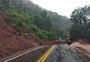 Deslizamentos de terra causam interdições em trechos da BR-116 em Caxias do Sul