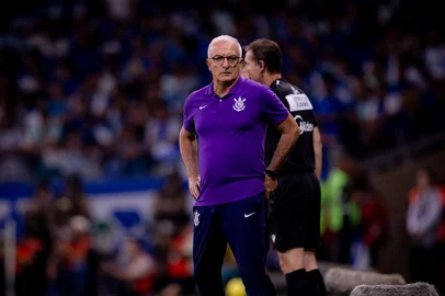 Imagens da partida entre Cruzeiro e Corinthians, nesta quarta-feira (10/12/2025), no Mineirão, em Belo Horizonte-MG, pelo primeiro jogo da semifinal da Copa do Brasil 2025.<!-- NICAID(16188319) -->