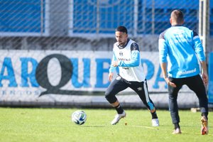 Lucas Uebel / Grêmio/Divulgação