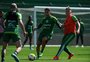 Juventude prorroga contrato com volante da base