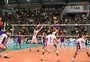 Ginásio lotado e craques na quadra: Gigantes do Vôlei mostra força da modalidade no Estado