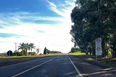 Trecho da BR-285 no norte gaúcho aumenta limite de velocidade<!-- NICAID(16020902) -->