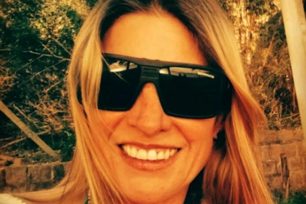 "Sempre foi uma mulher forte, nunca pensamos que fosse acontecer", diz filho de publicit&aacute;ria morta a facadas pelo namorado