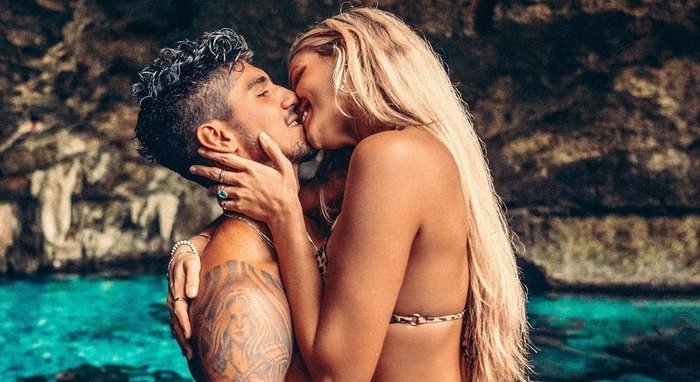 Gabriel Medina mostra imagens do casamento com Yasmin Brunet no Havaí | Donna