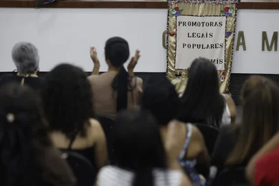 PORTO ALEGRE, RS, BRASIL - 2025.03.21 - Formatura do Curso para Promotoras Legais Populares: Atuação em Emergências Climáticas destaca protagonismo das mulheres na resposta a desastres ambientais, na Câmara de Vereadores. (Foto: André Ávila/ Agência RBS)<!-- NICAID(16000848) -->