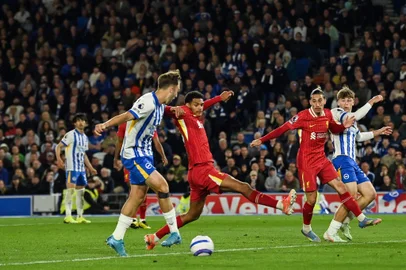 Hinshelwood, futebol, Brighton