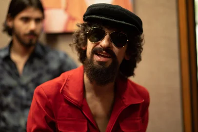 Raul Seixas (Ravel Andrade)<!-- NICAID(16070103) -->