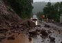 Chuva interrompe trânsito na BR-470, entre Bento Gonçalves e Veranópolis