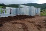 Começa construção de casas provisórias em duas das cidades mais inundadas