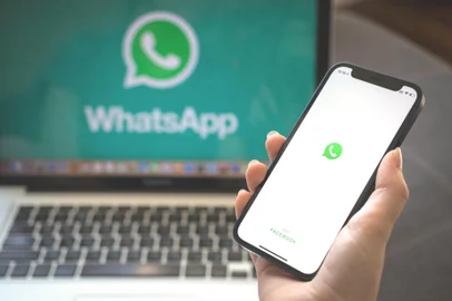 Uso do aplicativo WhatsApp pelo computador<!-- NICAID(15243307) -->