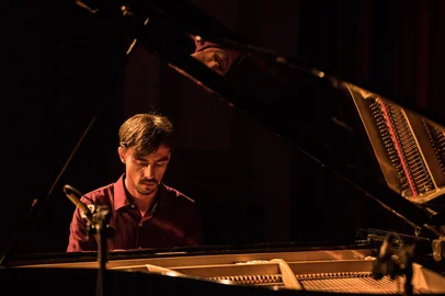 Concerto de Bruno Hrabovsky em Macéio, em 2022. Pianista do Rock ao Piano se apresenta em Caxias do Sul na sexta-feira (12).<!-- NICAID(15732168) -->