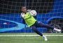 Sem nenhum centroavante, Grêmio relaciona 22 jogadores para enfrentar o Brusque 