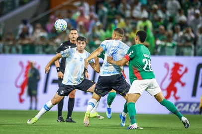 Gremio x PalmeirasBarueri, SP, Brasil, 02/04/2026 — O Grêmio visita o Palmeiras na noite desta Quinta-feira, na Arena Barueri, em partida válida por mais uma rodada do Campeonato Brasileiro Série A de 2026. Foto: Lucas Uebel/Grêmio FBPAEditoria: SPOLocal: BarueriIndexador: Lucas UebelSecao: futebolFonte: Gremio.netFotógrafo: Gremio x Palmeiras<!-- NICAID(16258219) -->