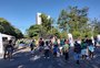 Carnaval de rua alegra sábado ensolarado em Porto Alegre, com atividades em diversos bairros 