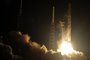 Space X's Falcon 9 rocket launches on January 10, 2015 as it heads to space from pad 40 at Cape Canaveral, Florida, carrying the Dragon CRS5 spacecraft on a resupply mision to the International Space Station (ISS). The Dragon cargo vessel should arrive at the space station at 6:12 am (1112 GMT) on January 12, NASA said. The cargo ship is carrying more than 5,000 pounds (2,268 kilograms) of supplies to the astronauts living in orbit.       AFP PHOTO/BRUCE WEAVER (Photo by BRUCE WEAVER / AFP)Editoria: SCILocal: Cape CanaveralIndexador: BRUCE WEAVERSecao: space programmeFonte: AFPFotógrafo: STR<!-- NICAID(14999232) -->